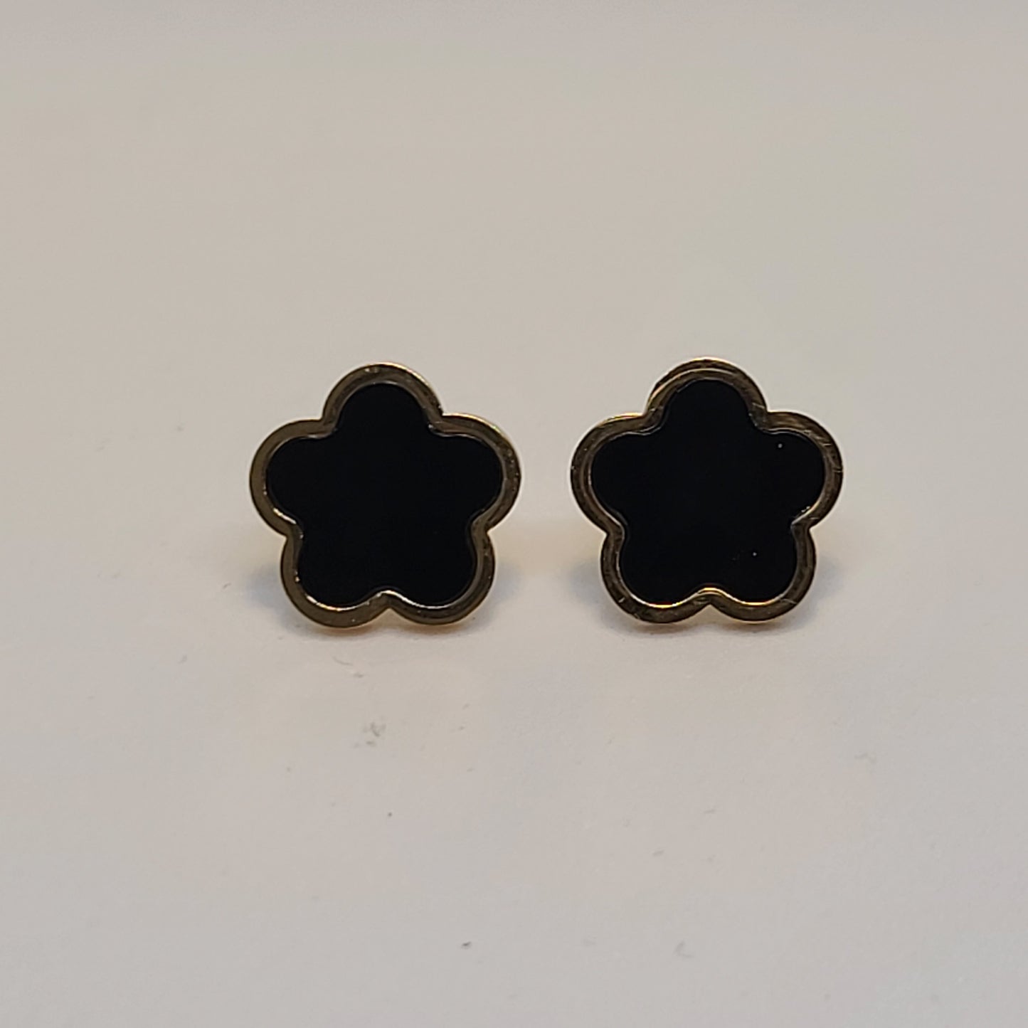 Boucles d'oreilles trèfle noire